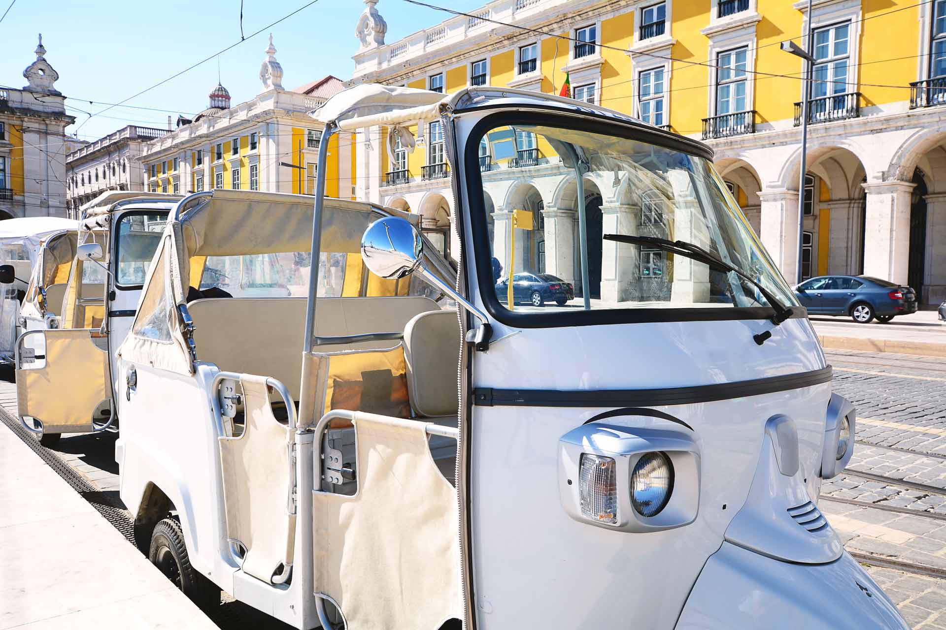tuk-tuk-turistico-1920x1280